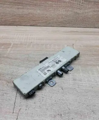 BMW 5 E39 Aerial antenna amplifier 6906075