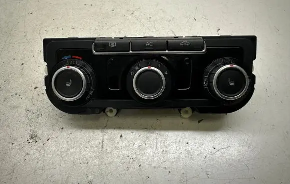 Volkswagen Golf VI Climate control unit 3C8907336AC 5HB00975121