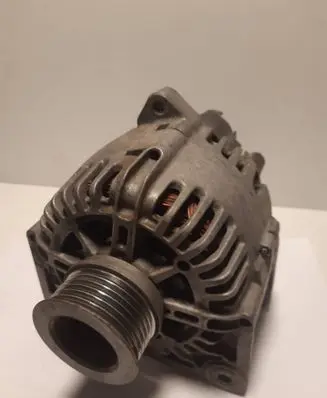 Renault Megane II Generator/alternator 8200588648 2543439A