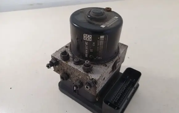 Skoda Octavia Mk2 (1Z) ABS Pump 1K0614517AC