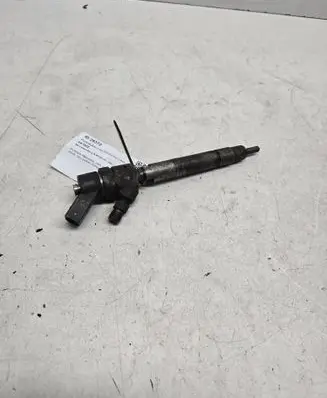 Mercedes-Benz A W168 Fuel injector A6680700287