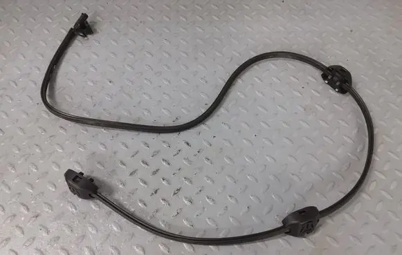 BMW XM Windshield washer spray nozzle 7434864 61667434864