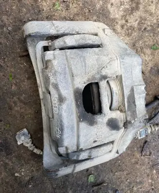 Audi A6 S6 C6 4F Front brake caliper