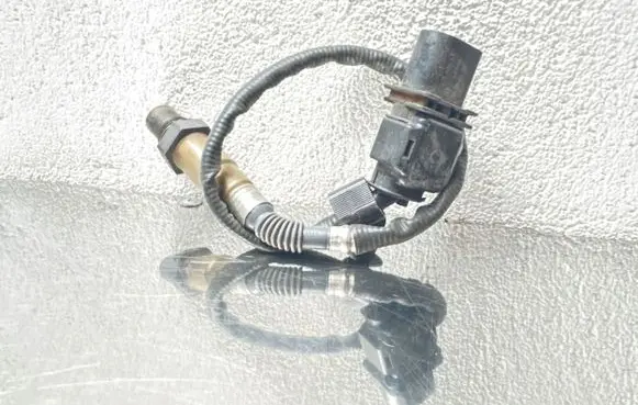 Opel Insignia A Lambda probe sensor 55566184 028100410