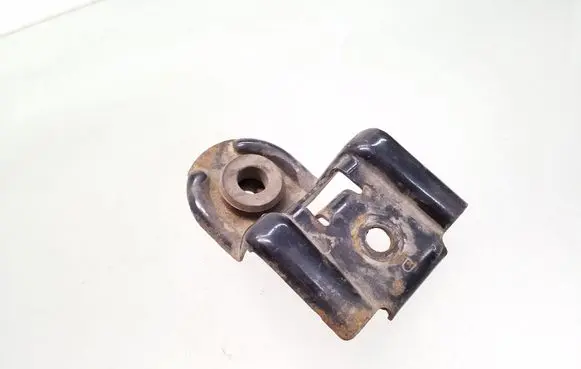 Subaru Forester SH Radiator mount bracket 