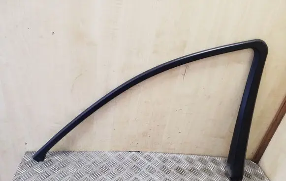 Mercedes-Benz ML W164 Front door check strap stopper A1647200670