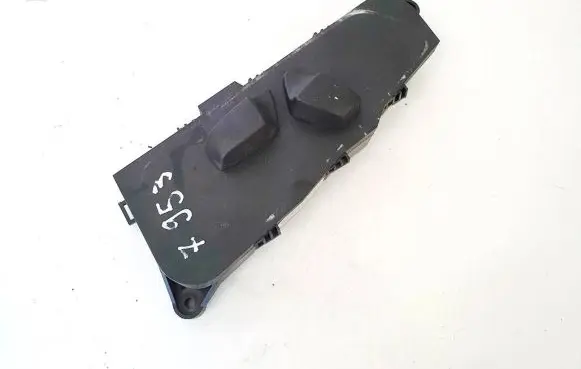 BMW X5 E70 Seat control switch 696185801 8347775-01