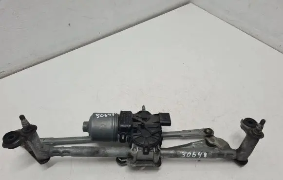 Volkswagen Polo V 6R Front wiper linkage and motor 6R1955023C 6R1955119A