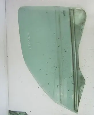 Citroen Xsara Picasso Front door window glass four-door 