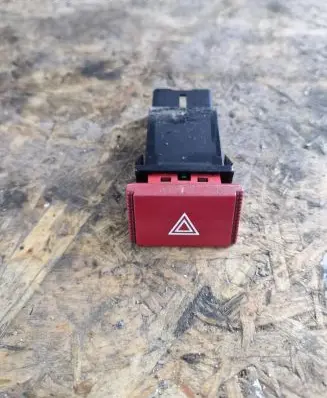 Hyundai Getz Hazard light switch
