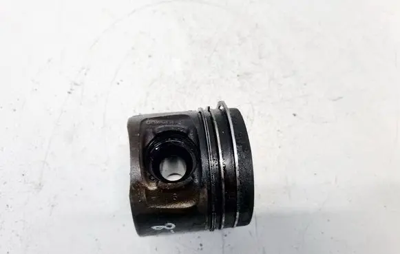 BMW 1 E81 E87 Piston 0840BB