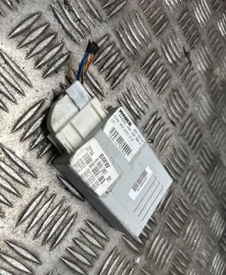 BMW X5 F15 Air suspension control unit module (rear) 6860387