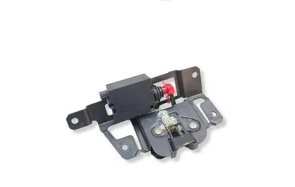BMW X3 E83 Tailgate/trunk/boot lock/catch/latch 7057364