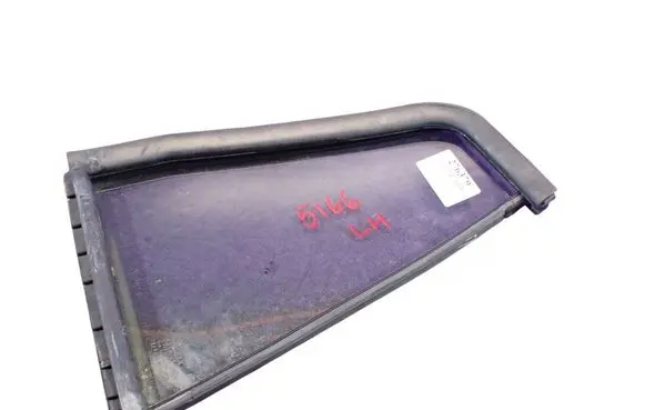 Renault Laguna II Front door window glass four-door 