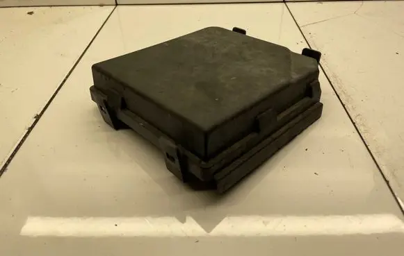 Renault Kadjar Fuse box cover
