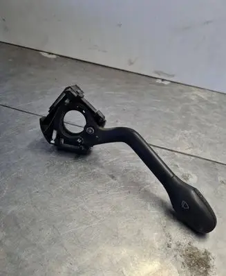 Volkswagen Golf III Indicator stalk PA66F50