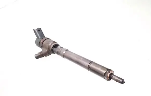 Hyundai Elantra Fuel injector 0445110064 3380027010