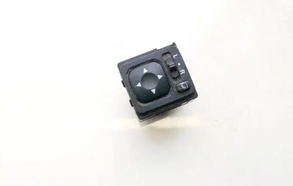 Mitsubishi Outlander Wing mirror switch 183569