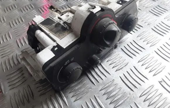 Renault Megane II Climate control unit 69580001