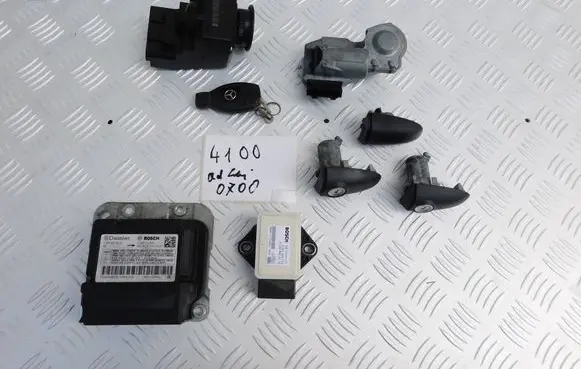 Mercedes-Benz Sprinter W906 Ignition lock A9069004100 3300302200