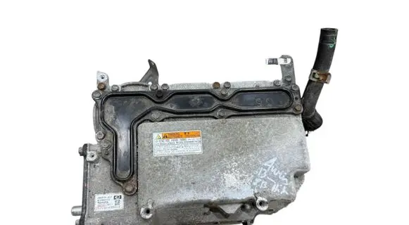 Toyota Auris E180 Voltage converter inverter G920076011