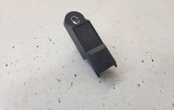 Renault Master III Exhaust gas pressure sensor 882425003 B1522