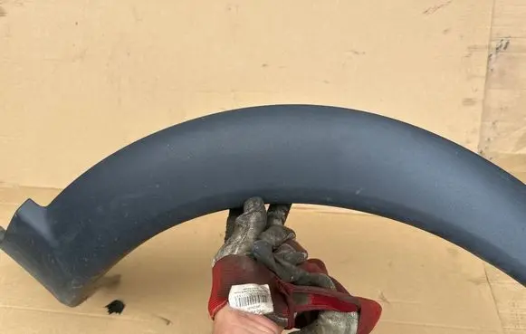 Volvo XC70 Fender trim (molding) 30678044
