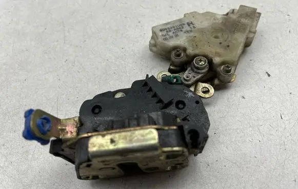 Front door lock