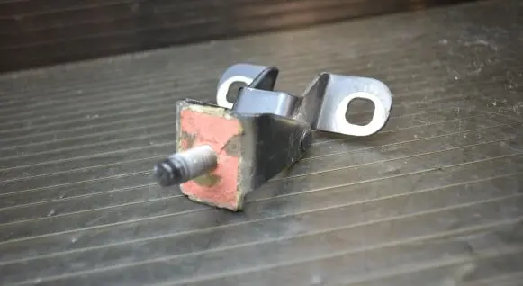 Opel Mokka Tailgate/trunk/boot hinge