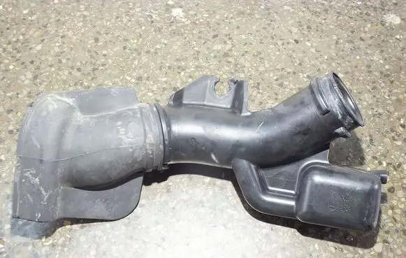Honda Civic IX Intake resonator NH700M