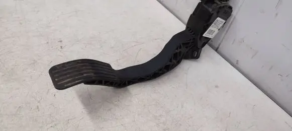 Peugeot 208 Accelerator throttle pedal 9671433780 6PV00994941
