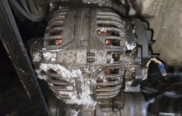Volvo S80 Generator/alternator 9459092 0124515054