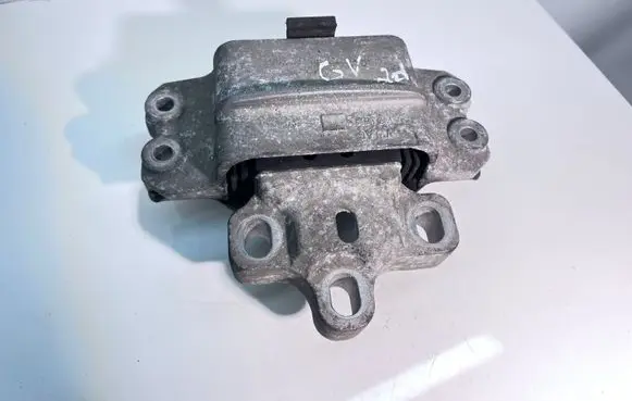 Volkswagen Golf V Engine mount bracket 1K0199555
