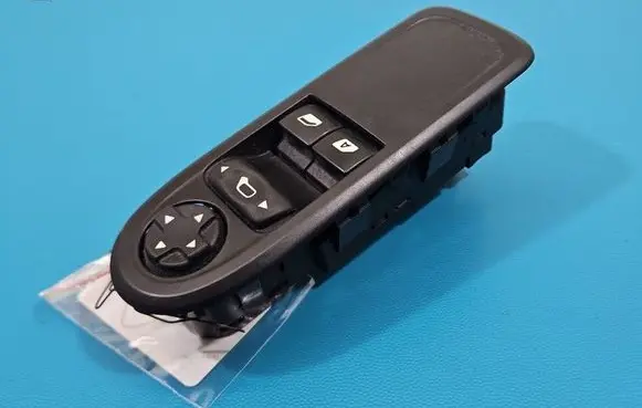 Citroen C3 Electric window control switch 98012283XT IMPRK1529586
