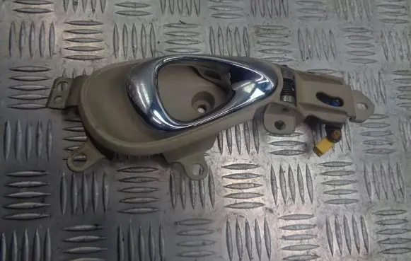 Chrysler PT Cruiser Rear door interior handle trim 
