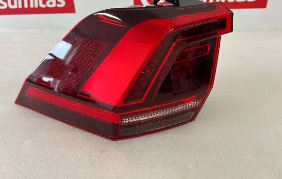 Volkswagen Tiguan Rear/tail lights 5NA945207F 2SD01252101 5NA945207
