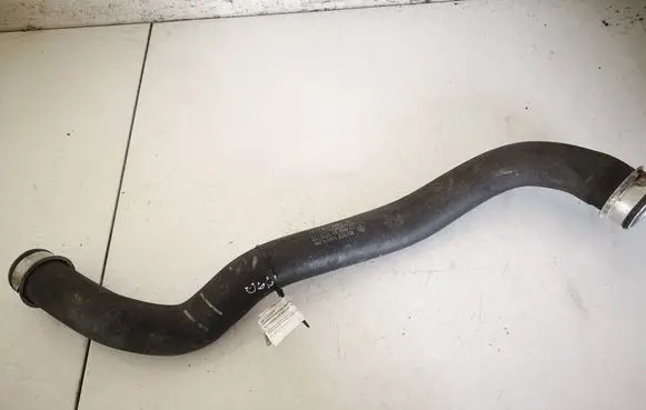 Mercedes-Benz CLS C219 Engine coolant pipe/hose A2115015382