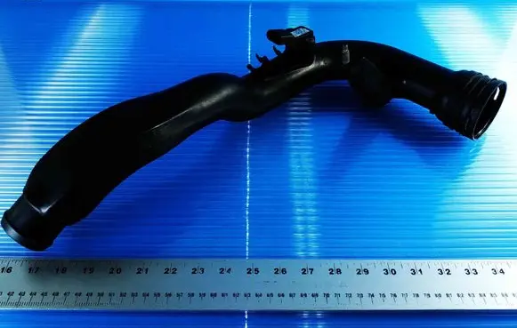 Audi A4 S4 B7 8E 8H Intercooler hose/pipe 3B0145762C 028100240