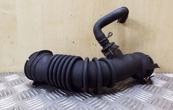 Toyota Auris E180 Turbo air intake inlet pipe/hose 178800N070 178810N070