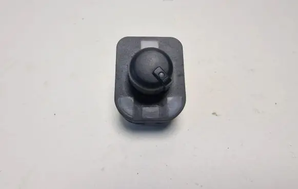 Audi Q7 4L Wing mirror switch 8E0959565A