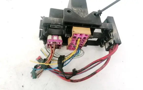 Audi A6 S6 C4 4A Fuse box set