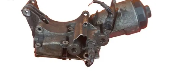 BMW X5 E53 Oil filter mounting bracket 1713838 M54B30