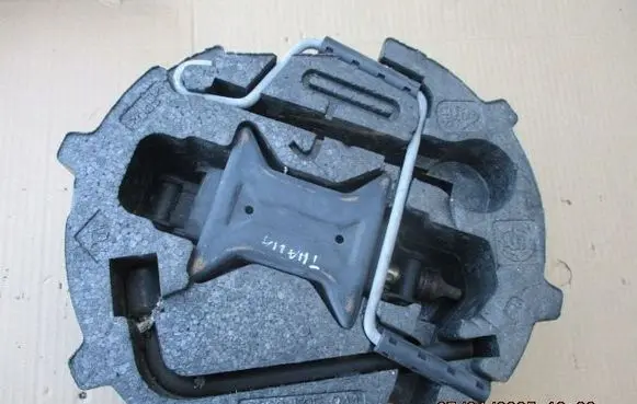 Renault Thalia I Lift Jack 8200525344