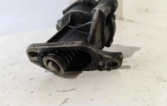 Vacuum pump