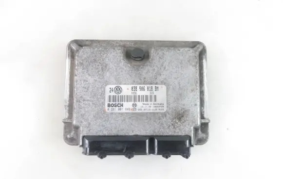 Volkswagen Golf IV Engine control unit/module 0281001846 038906018BM