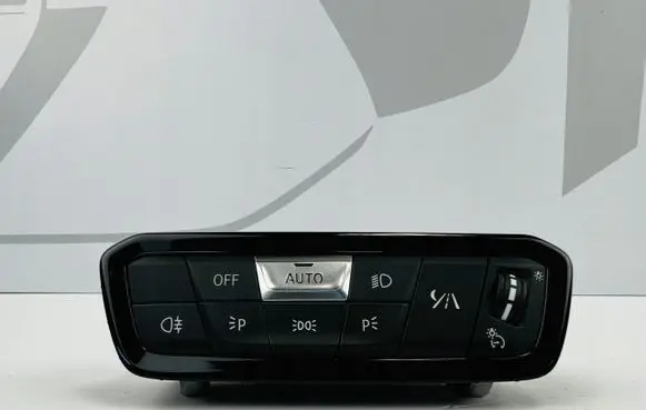BMW 8 G14 Climate control/heater control trim 