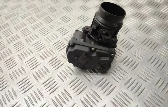 Mini Clubman F54 Engine shut-off valve 8512452