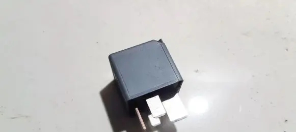 Ford Focus Other relay 5M5T14B192EA V23136-J4-X62