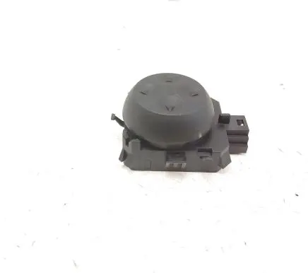 Mercedes-Benz R W251 Seat control switch A2048702558