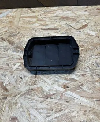 Mazda 2 Quarter panel pressure vent D65151921